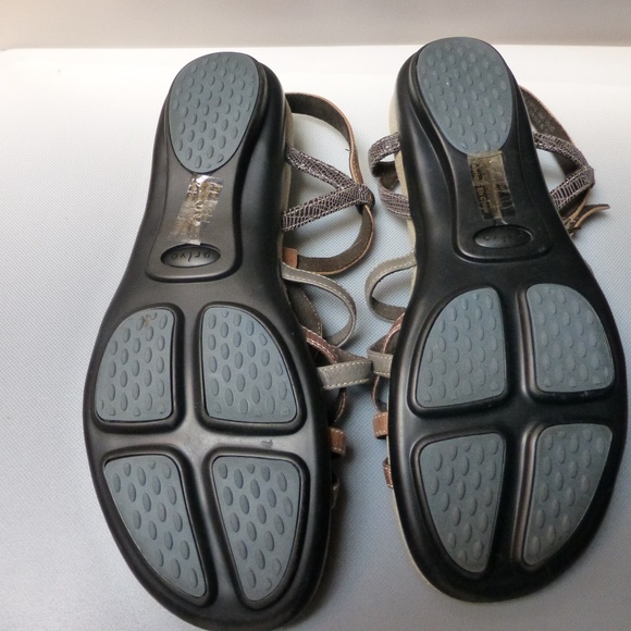 privo by Clarks gray brn leather sandal thong shoe - Picture 2 of 2